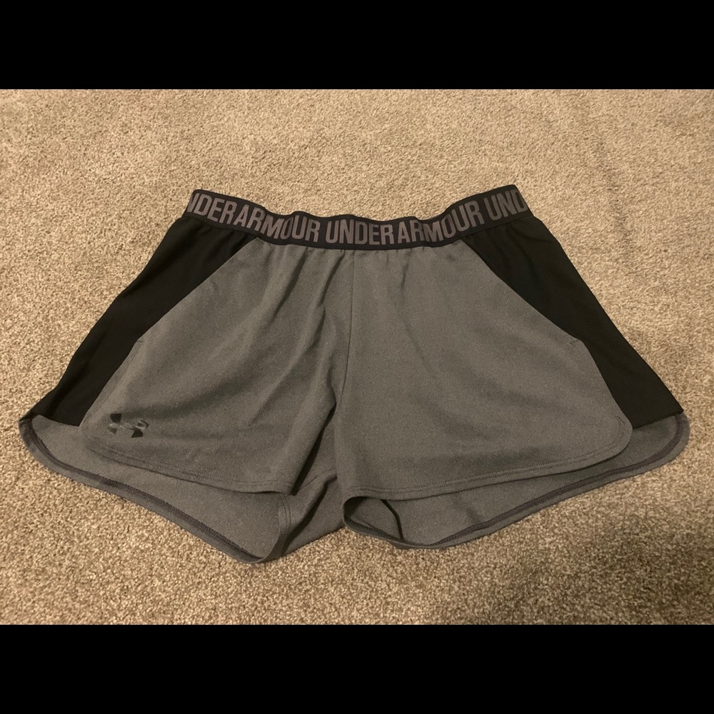 UNDER ARMOUR SHORTS